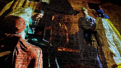 Projekcije na grajskem obzidju (OBČINA GORICA)