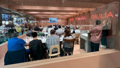 Pokušnja vin iz FJK, tudi naši kraji lahko ponudijo preplet narave, tradicije in življenjskega sloga, kar sodobni obiskovalci iščejo (R.J.)