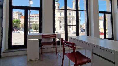 Študij s pogledom na Travnik (VISCONTI)