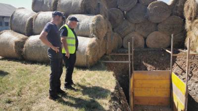Darko Zonjič, vodja Državne enote za varstvo pred neeksplodiranimi ubojnimi sredstvi in Aljaž Leban