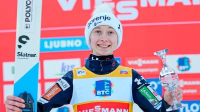 Nika Prevc se je uvrstila na drugo mesto (SMUČARSKA ZVEZA SLOVENIJE)