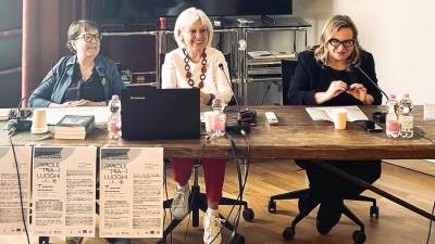 Festival so predstavili z leve Gabriella Musetti, Gabriella Taddei in Sergia Adamo (BESEDE MED PROSTORI)