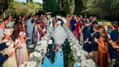 Premier Robert Golob in njegova partnerka Tina Gaber sta popoldne v Vili Tartini v Strunjanu stopila v zakonski stan (DR. ROBERT GOLOB/FACEBOOK/FOTO BOŠTJAN PODLOGAR/FOTO-VIDEO KOLMAN)