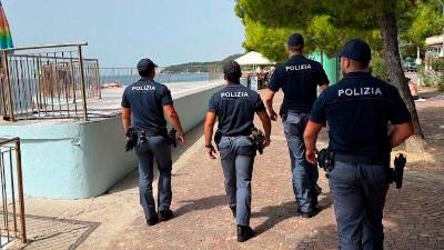 Policisti med nadzorom na barkovljanski rivieri (ARHIV)
