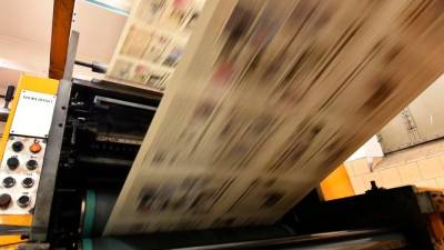 Ko je v pritličju v Ulici Montecchi 6 v poznih večernih urah brnel tiskarski stroj (FOTODAMJ@N)