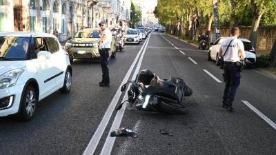 Po trčenju so promet urejali lokalni policisti (FotoDamj@n)