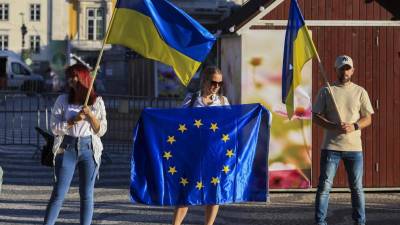 Pošiljanje orožja Ukrajini podpira 51 odstotkov anketiranih, proti jih je 35 odstotkov (ANSA)