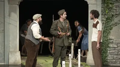 Matija Rupel (desno) in Patrizia Jurinčič Finžgar (desno zadaj)