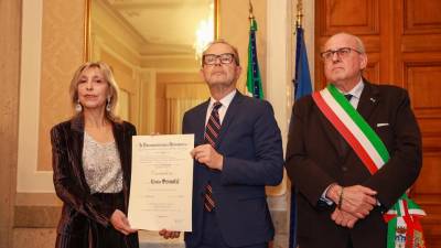 Prefektinja Ester Fedullo, novi vitez Livio Semolič in goriški župan Rodolfo Ziberna (TIBALDI)