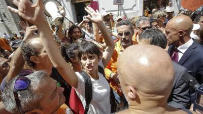 Ena izmed manifestacij proti covidnemu potrdili v Rimu (ARHIV)