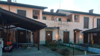 Stanovanjska hiša, kjer je ponoči prišlo do tragičnega dogodka (IL FRIULI)