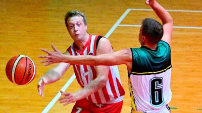 Matej Zavadlav je bil sinoči edini Domov košarkar z zadetima metoma za tri točke (FOTODAMJ@N)
