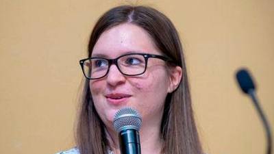 Mojca Petaros (FACEBOOK)