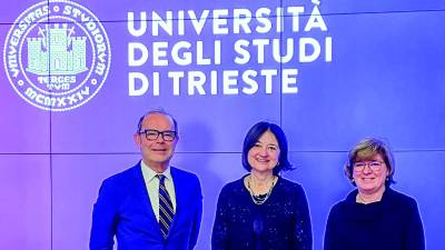 Livio Semolič, Donata Vianelli in Nives Cossutta na srečanju na tržaški univerzi (SKGZ)