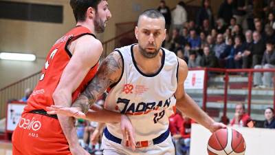 Center Miše Diminić je tik pred sireno zgrešil met za izenačenje (FOTODAMJ@N)