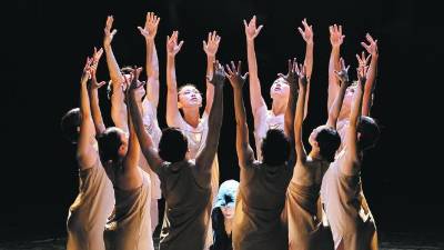 Prizor predstave The song of Marebito (VISAVÌ)