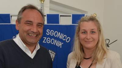 Mirko Sardoč in Monica Hrovatin ob predaji poslov leta 2014 (ARHIV)