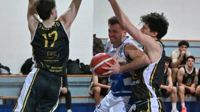 Kontovelov košarkar Carlo De Petris (FOTODAMJ@N)