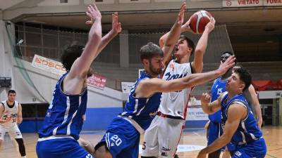 Jadranovi košarkarji (na fotografiji Enrico Gobbato) bodo naskakovali četrto zmago v sezoni (FOTODAMJ@N)