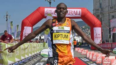 Zmagovalec polmaratona v Trstu 2016 Kenijec Alfred Ronoch Kimeli (arhivska fotografija FOTODAMJ@N)