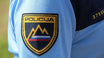 Policisti zbiraj obvestila zaradi suma storitve kaznivega dejanja poškodovanja objekta kulturnega pomena