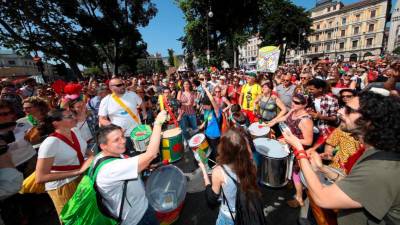 FVG Pride, zbirališče udeležencev na Trgu Libertà (FOTODAMJ@N)