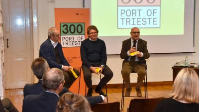 Predstavitev knjige o svilni poti (FOTODAMJ@N)