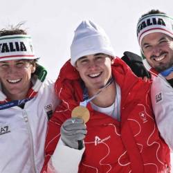 Z leve Giovanni Franzoni, prvouvrščeni Franjo von Allmen in Dominik Paris (ANSA)