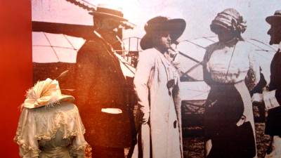 Nekdanja razstava posvečena D’Annunziu in Trstu ob stoletici prvega letalskega leta (ARHIV)