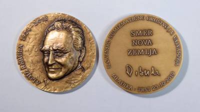 Spominska medalja, delo mladega umetnika Jurija Devetaka