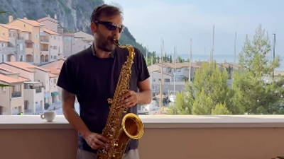 Cremonini v naselju Porto Piccolo (ZAJEM ZASLONA)