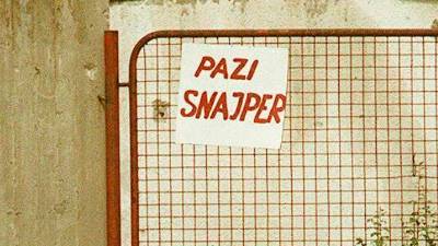 Prizor iz Sarajeva leta 1995 (ANSA, fotografija je simbolična)