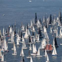 Prizor lanske Barcolane (TEDESCHI/FOTODAMJ@N)