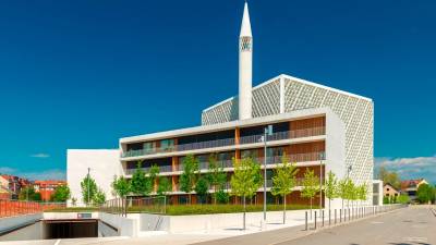 Ljubljanska džamija deluje kot versko in kulturno središče (VISIT LJUBLJANA)