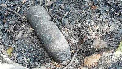 Granata, ki so jo prejšnji teden našli pod Medjevasjo (MIRKO SARDOČ)