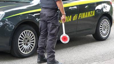 Finančna policija (ARHIV)