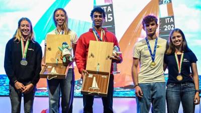 Caterina Sedmak (druga z leve) in Federico Figlia di Granara sta prvaka med U24 (FIV/MARTINA ORSINI)