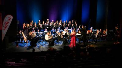 Koncert je v okviru Slofesta slovesno zazvenel tudi v veliki dvorani Kulturnega doma (FOTODAMJ@N)