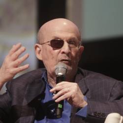 Prvi med uglednimi gosti bo Salman Rushdie