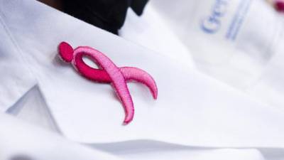 Roza pentlja, znak boja proit raku dojk