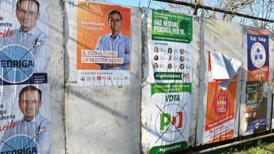 Volilni plakati (FOTODAMJ@N)