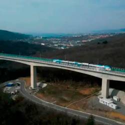 Poskusna vožnja prvega vlaka po drugem tiru (2TDK DRUGI TIR/FACEBOOK)