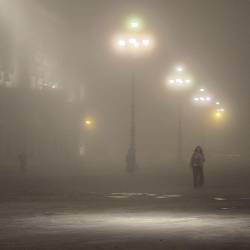 Veliki trg v Trstu v primežu megle (FOTODAMJ@N)