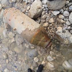 Naleteli na 250 kg težko letalsko bombo ameriške izdelave