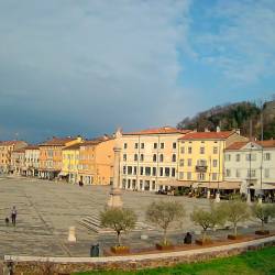 Goriški Travnik ob 15.15 (SPLETNA KAMERA WHATS’UP CAMS)