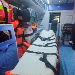 Reševalno vozilo, fotografija je simbolična (ARHIV)