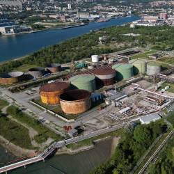 Območje nekdanje rafinerije Aquila, kjer naj bi nastal madžarski pristaniški terminal