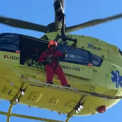 Reševanje, fotografija je simbolična (CNSAS FJK)