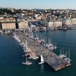 Pogled na tržaško nabrežje (FOTODAMJ@N)