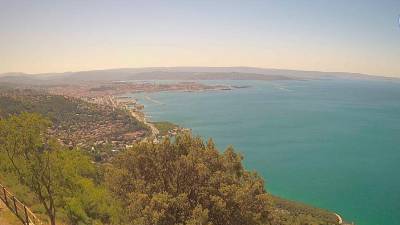 Današnji pogled na Tržaški zaliv ob 11.30 (SPLETNA KAMERA CISAR)